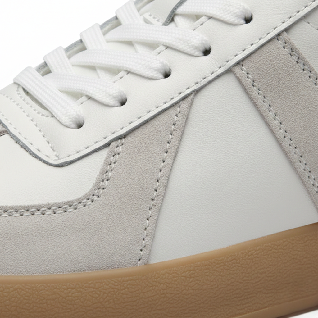 Sneakers con Rialzo Interno e Inserti Laterali | Comfort