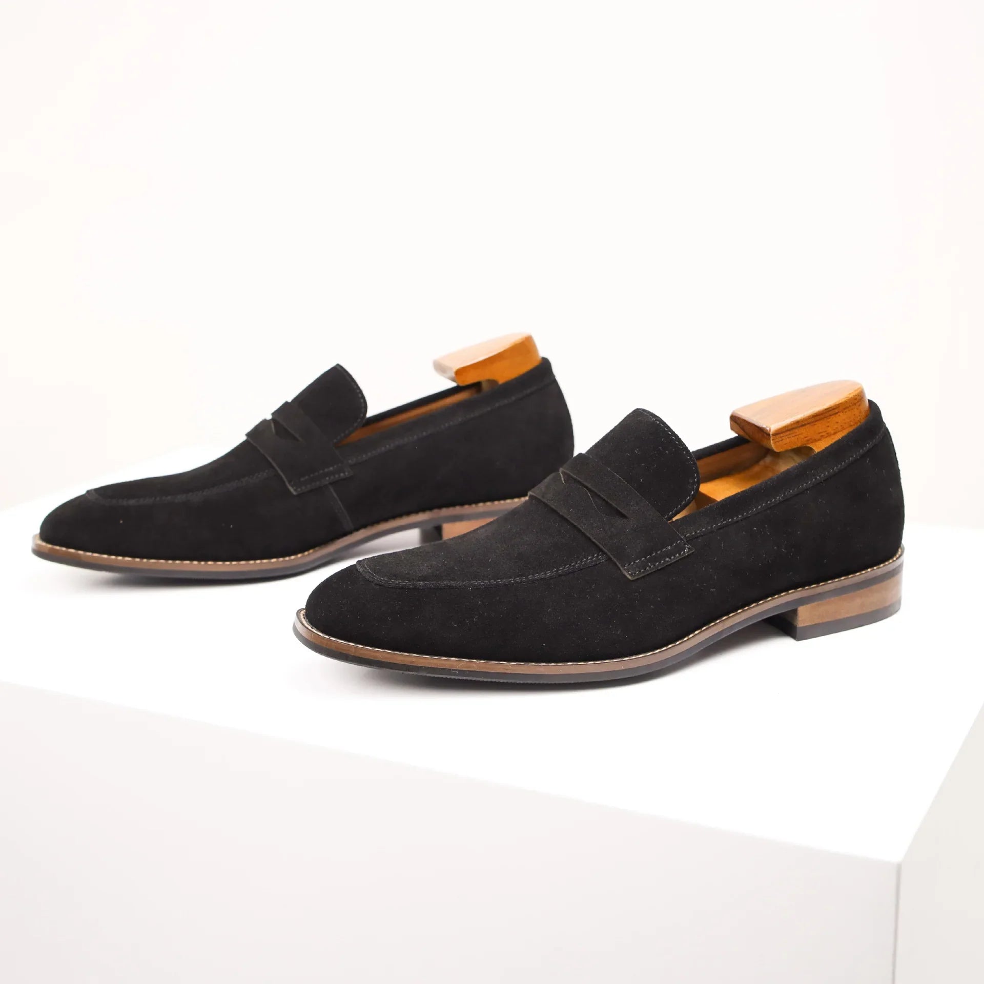 Classic featherlight suede loafer