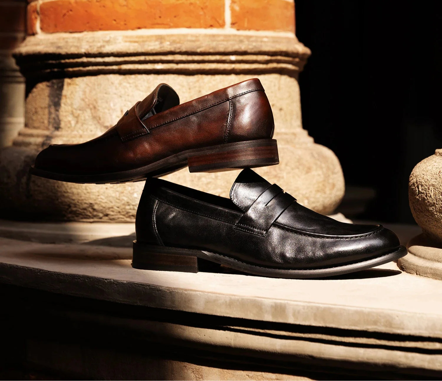 Elegant genuine leather loafers