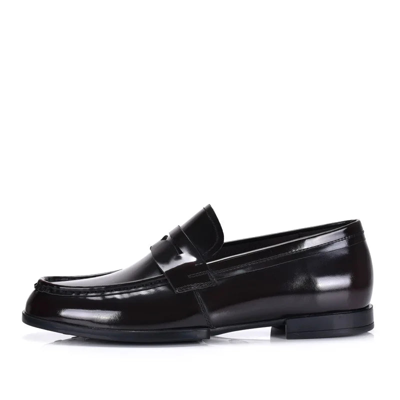 Elegant loafers italian slip-on